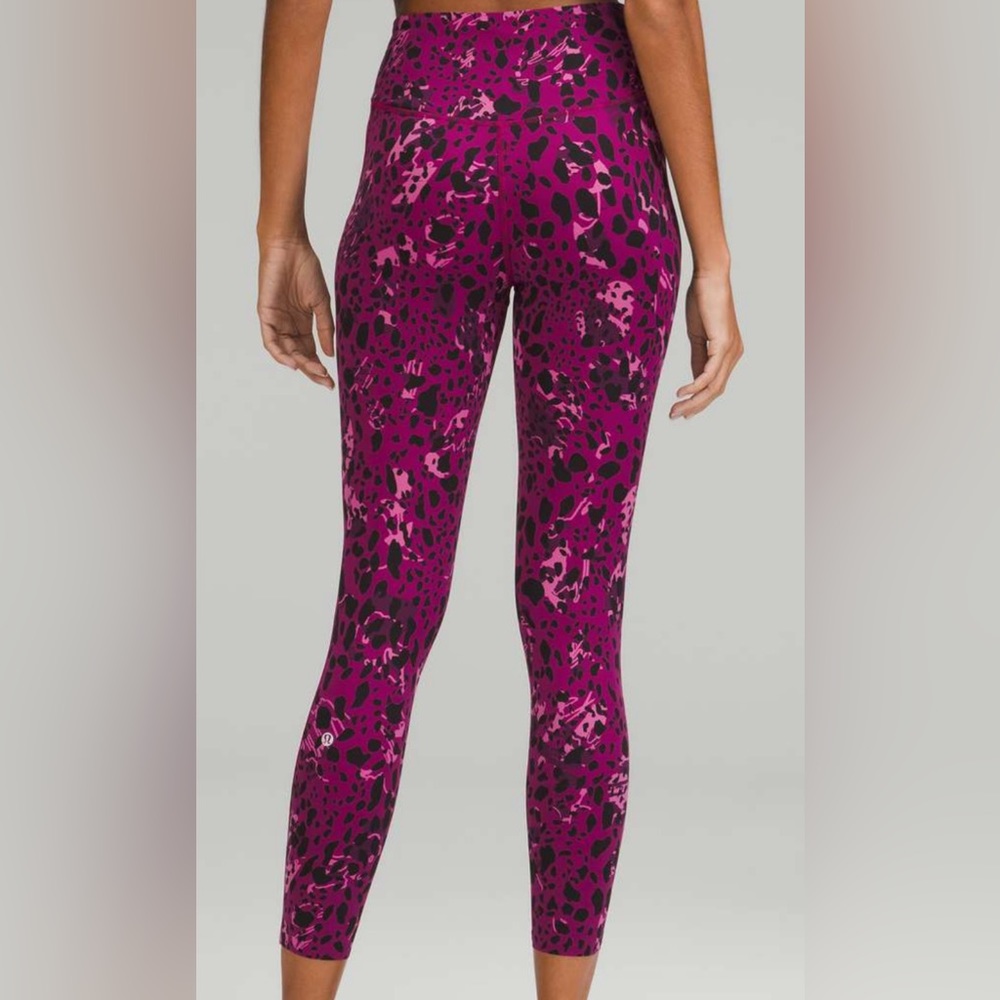 Lululemon Base Pace High-Rise Running Tight 25"